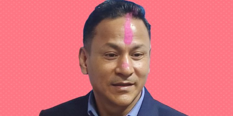नवनिर्वाचित सांसद शाक्य द्वारा एसईई विद्यार्थी लोग के नगद इनाम के घोषणा