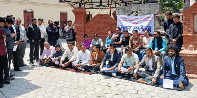 विद्यार्थी संगठन के खारिज करे के तैयारी के खिलाफ आंदोलन के घोषणा