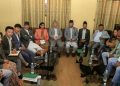 प्रधानमंत्री के ‘जमीन हडपल’ दावा के खिलाफ विपक्ष के मोर्चाबंदी, बैठक जारी