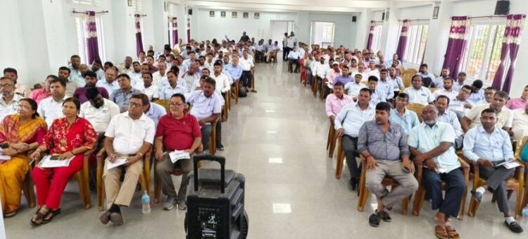 बारा में बेरुजु फर्छ्यौट से लेके साक्षर जिला घोषणा तक के विषय पर छलफल