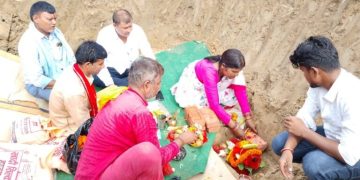 कलैयामे १ करोड़ ५० लाख के लागत से आठ कमरा वाला विद्यालय भवन के शिलान्यास