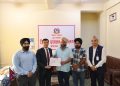 गुरुद्वारा गुरुनानक सत्संग समिति के ओर से बाढ़ पीड़ितन खातिर २ लाख ५१ हजार सहयोग